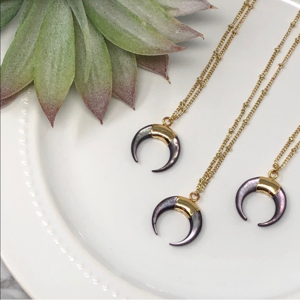Estrella & Luna Gold Double Horn Crescent Choker
